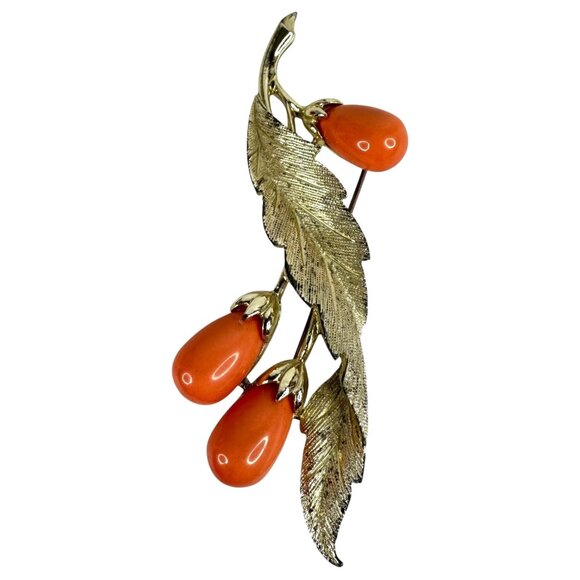 Sarah Coventry Jewelry - VTG 1962 Sarah Coventry Bittersweet Brooch Faux Coral Gold Tone Leaf Pin Jewelry